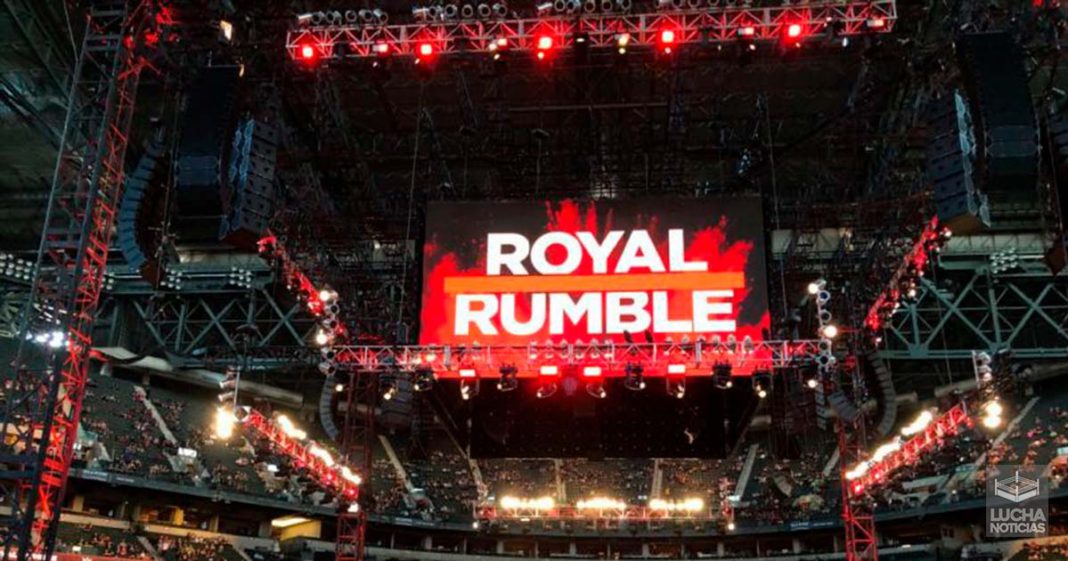 Becky Lynch no luchará doble en el Royal Rumble