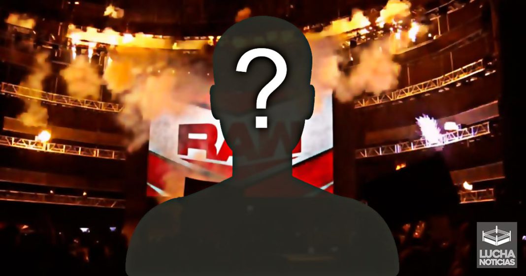 Erik de Viking Raiders regresa enfermo de Arabia luego de WWE Super ShowDown