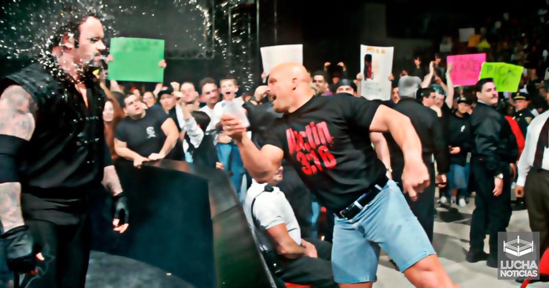 Stone Cold regresa a WWE a mediados de marzo
