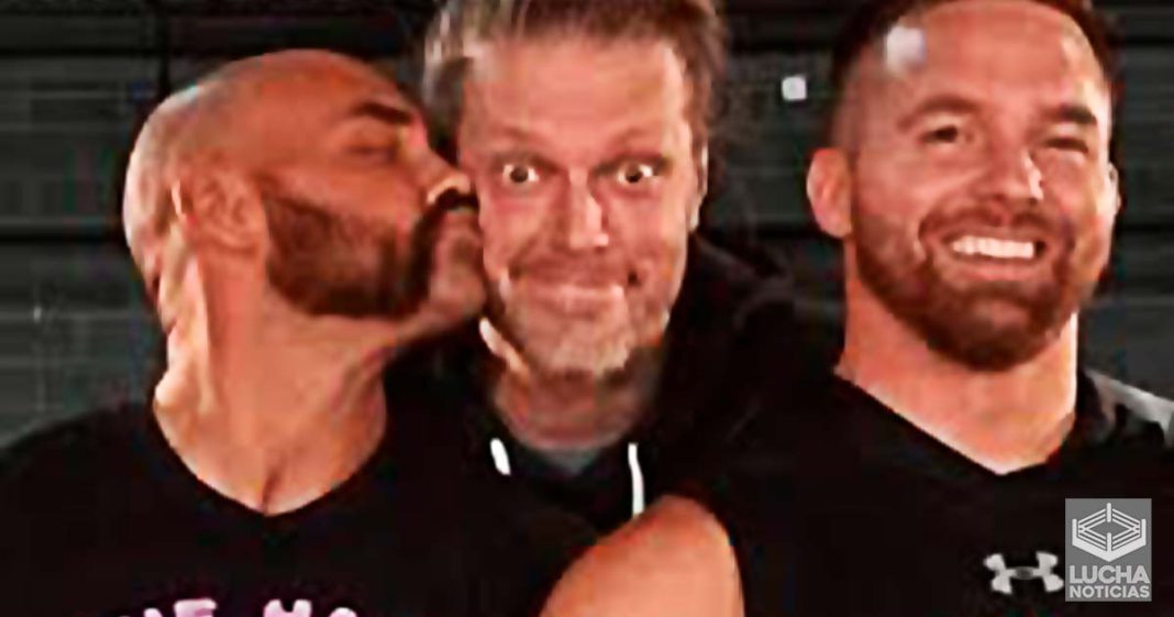 Edge ayudó a Dash Wider a entrar a la WWE