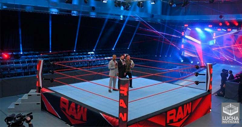 Superestrellas de WWE no acatan las medidas de seguridad pertinentes Superestrellas de WWE no acatan las medidas de seguridad pertinentes