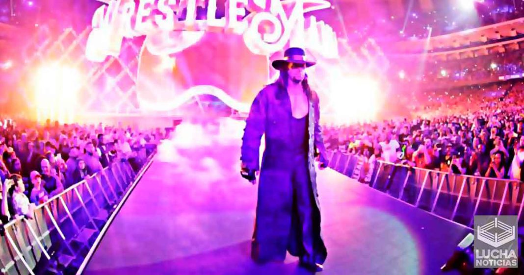 Por esta razón la entrada de Undertaker al ring es tan larga
