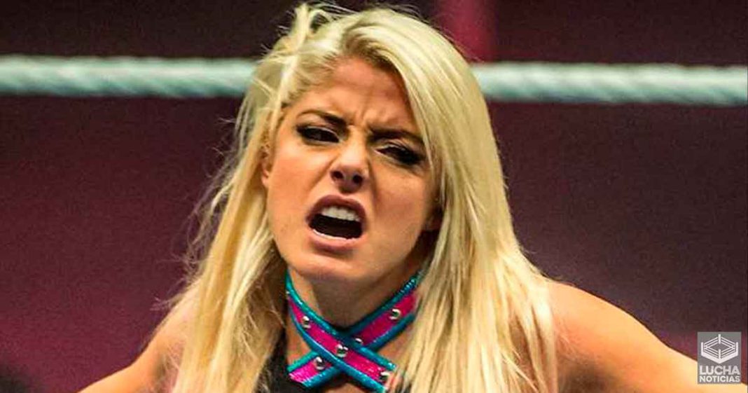 Alexa Bliss revela lo doloroso que es hacerse la prueba del Covid-19