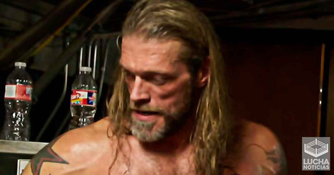 Edge se lesiona durante su lucha en WWE Backlash