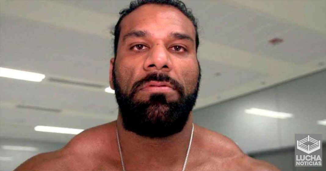 Jinder Mahal seriamente lesionado de nuevo