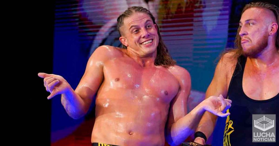 Matt Riddle responde a la leyenda de la WWE Booker T