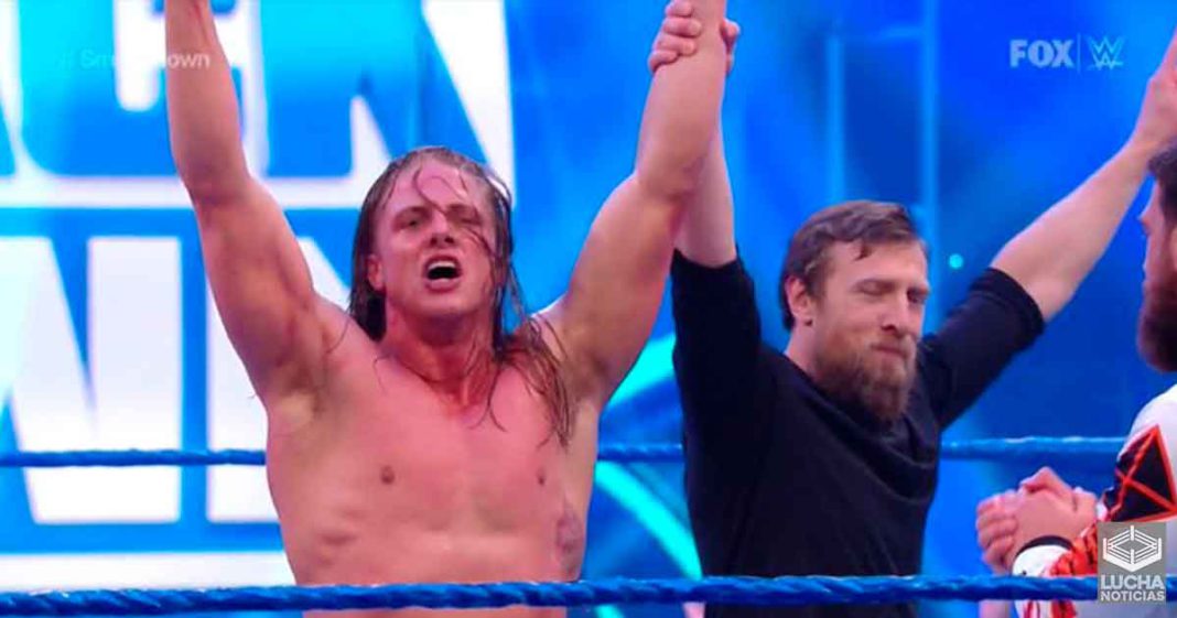 Matt Riddle vence a AJ Styles en su lucha de debut