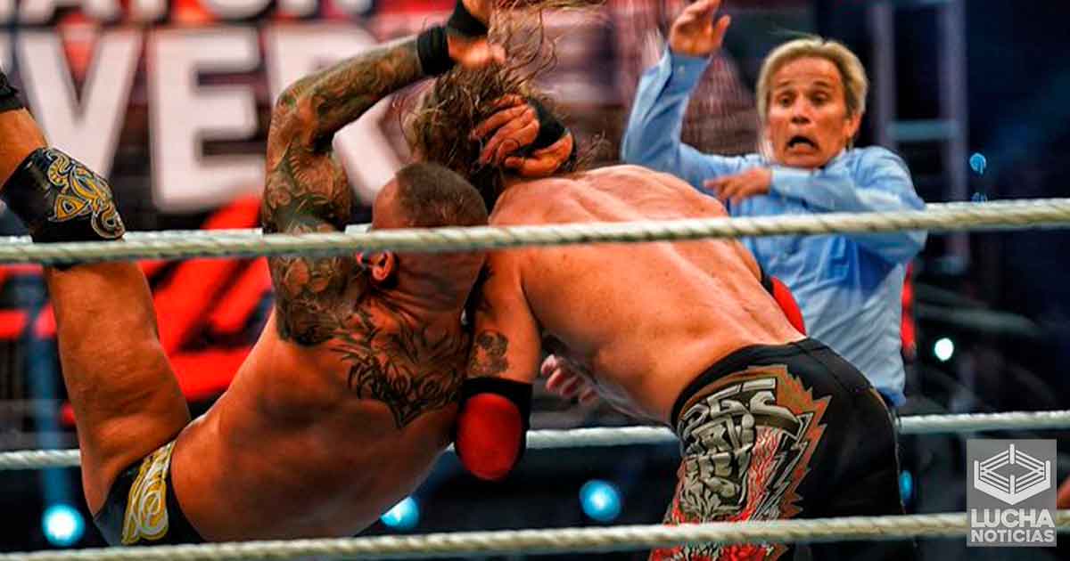 Resultados, WWE Raw 261 desde el State Farm Arena, Atlanta, Georgia. Randy-Orton-le-da-permiso-a-Austin-Theory-de-usar-un-finisher-parecido-al-RKO