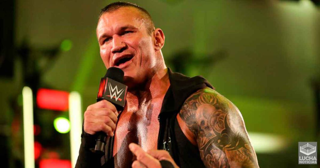 Randy Orton piensa que se robo la noche en WrestleMania y enfurece contra haters