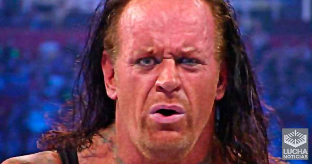 Undertaker es engañado por Randy Orton