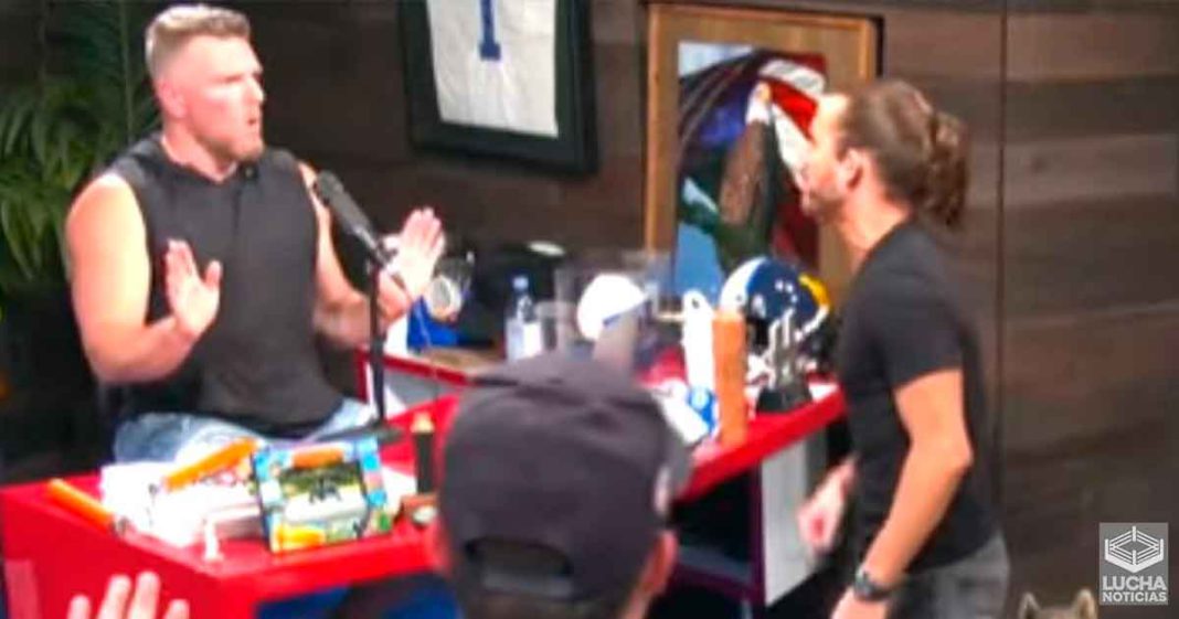 Adam Cole pierde la cabeza en entrevista Adam Cole pierde la cabeza en entrevista