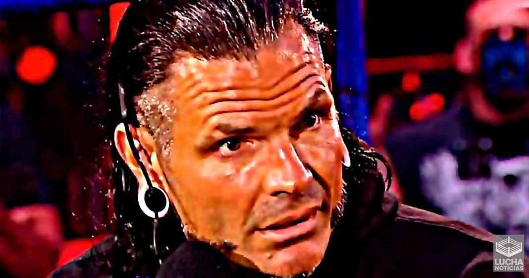 Jeff Hardy con varios problemas legas entre manos esta semana