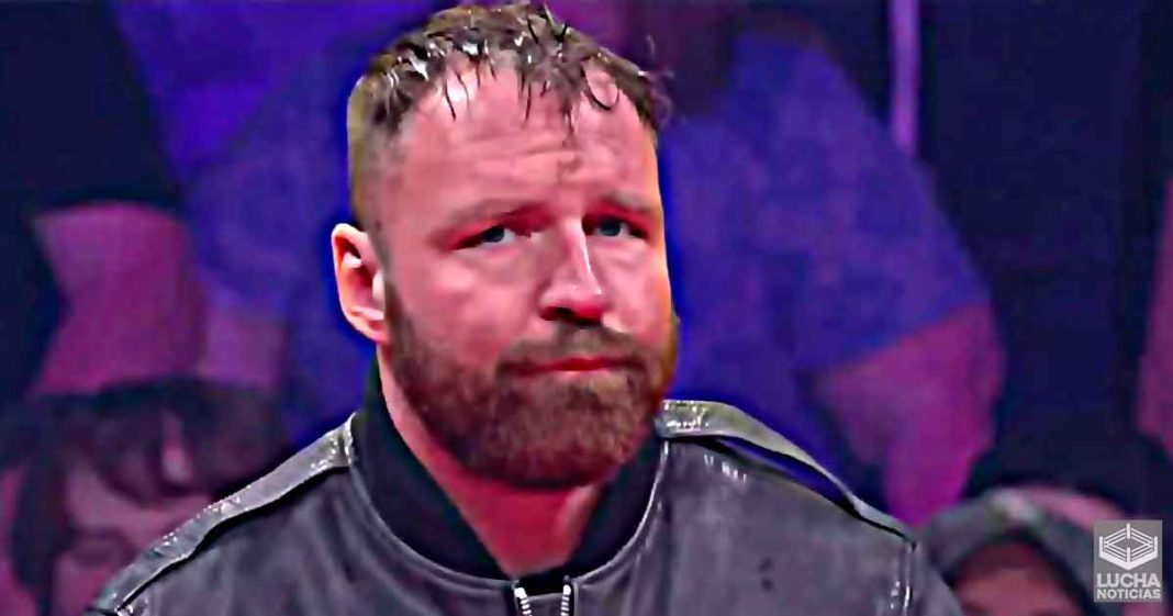 Jon Moxley llama loco a Vince McMahon por restringirlo