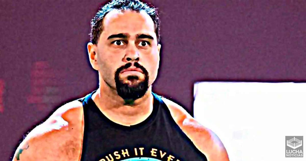 Rusev revela como Corey Graves le gritó en el backstage de WWE