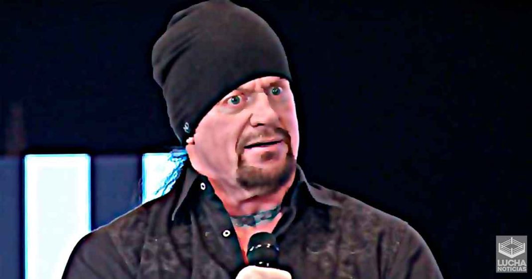 Undertaker revela el dia que destruyó un cuarto de hotel Undertaker revela el dia que destruyó un cuarto de hotel