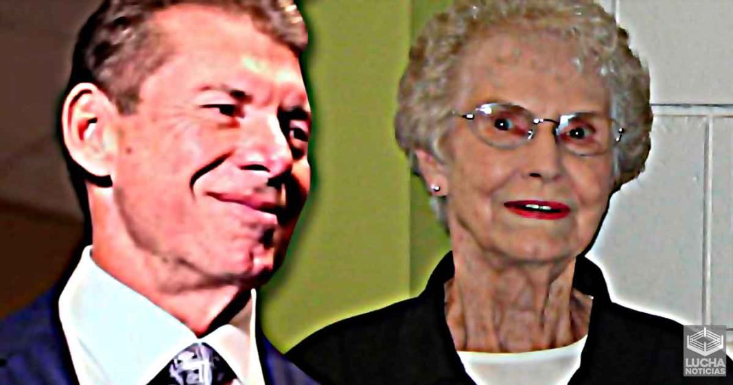 Vince McMahon quiere vivir 100 años como su madre