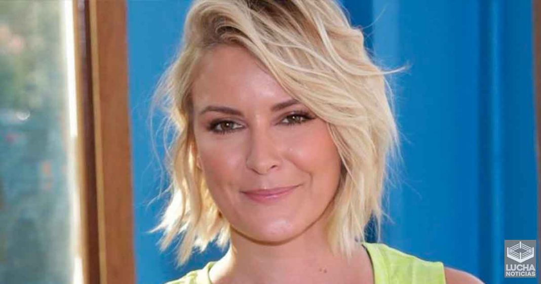 Renee Young se va de la WWE