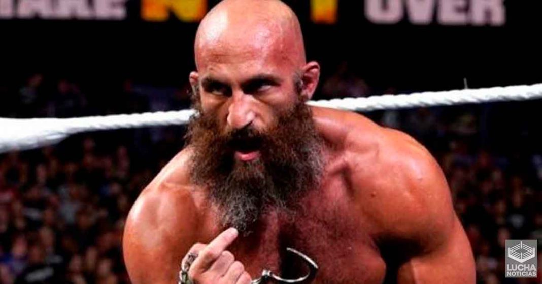 Tommaso Ciampa posiblemente involucrado con la facción RETRIBUTION