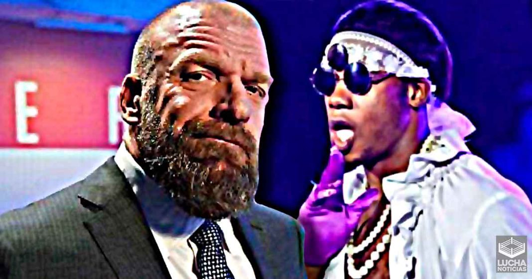 Triple H no quiere hablar de las acusaciones por el movimiento Speaking Out hacia Velveteen Dream