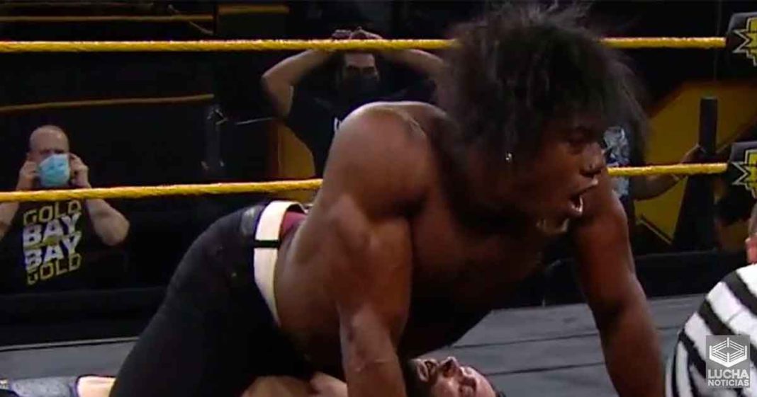Velveteen Dream hace enojar a los fans por su victoria en NXT Velveteen Dream hace enojar a los fans por su victoria en NXT