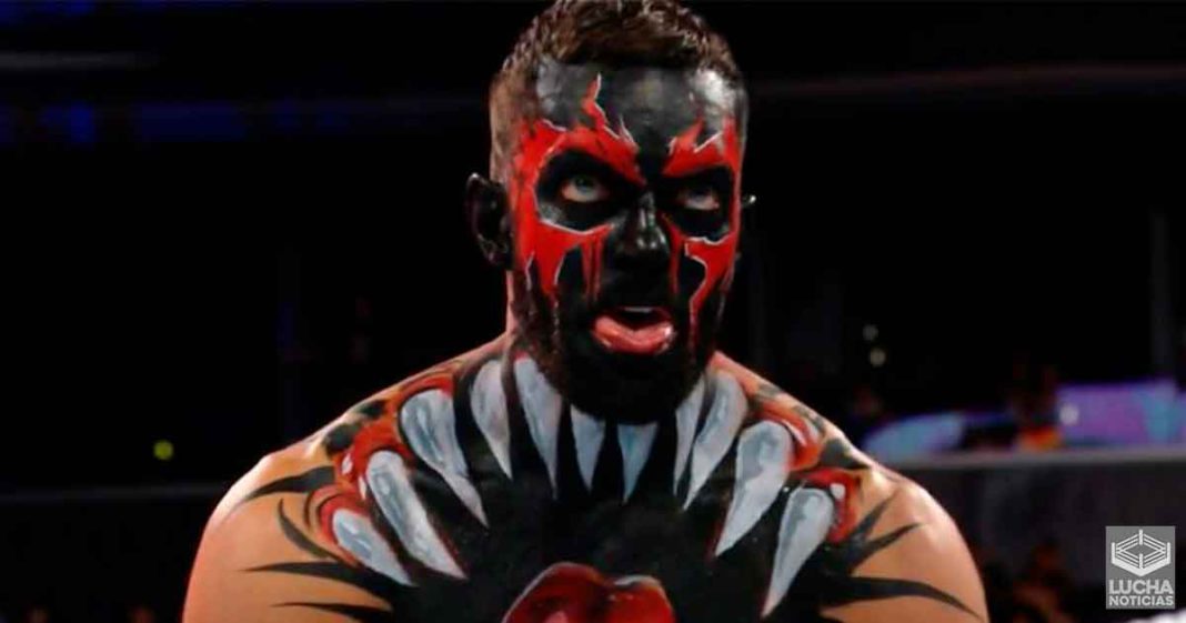 Finn Bálor revela si el Rey Demonio ha sido enterrado por WWE