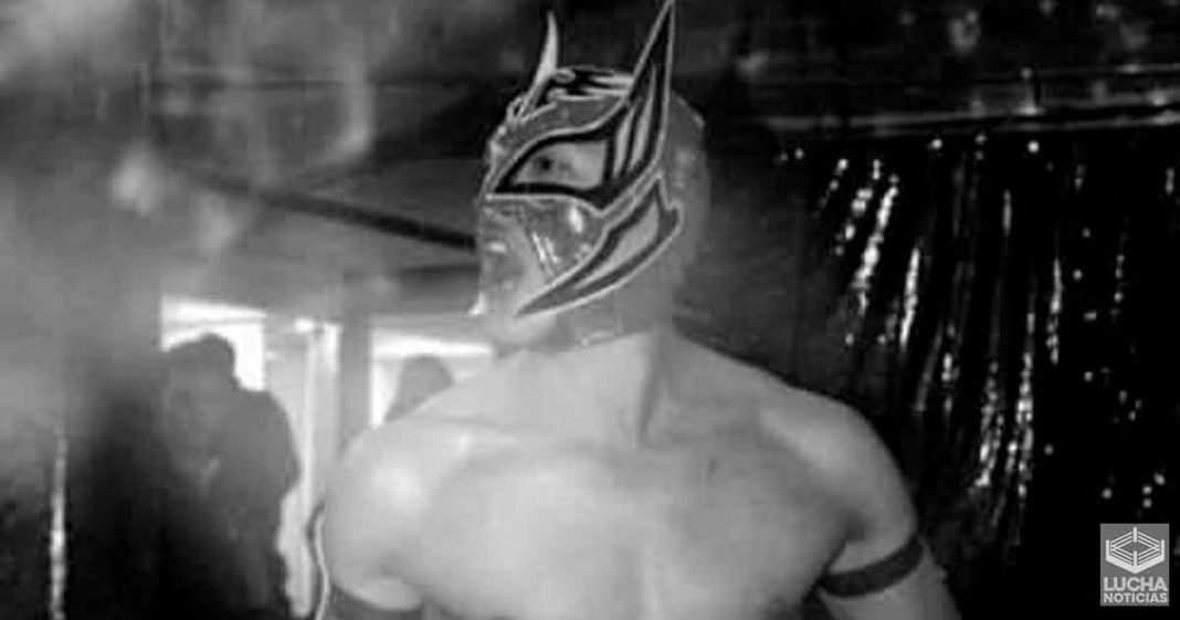 Fallece el luchador Príncipe Aéreo por un infarto en el centro del ring