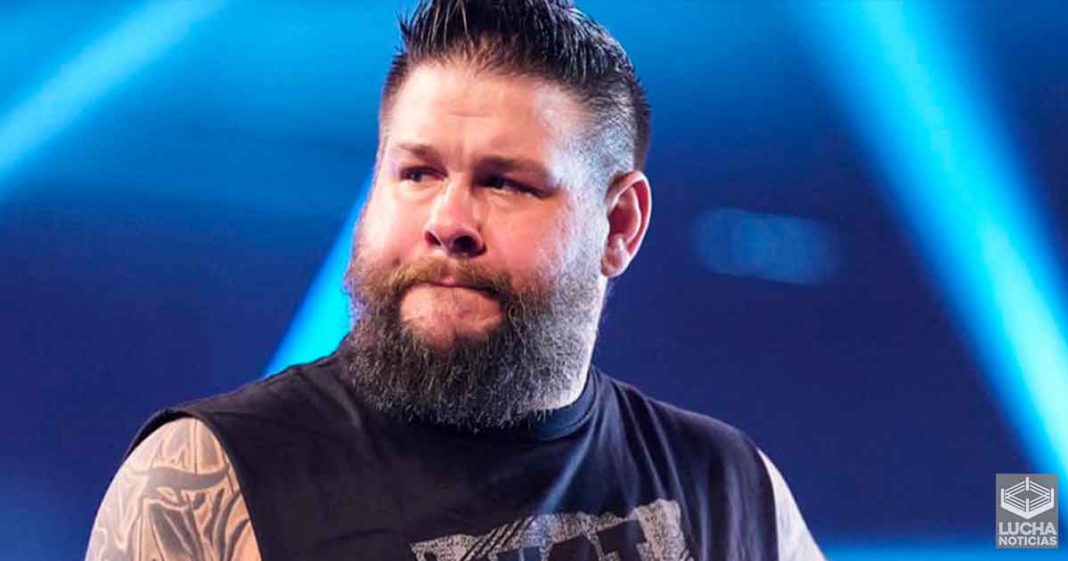 Kevin Owens explica porque se siente tranquilo saliendo de tour con WWE