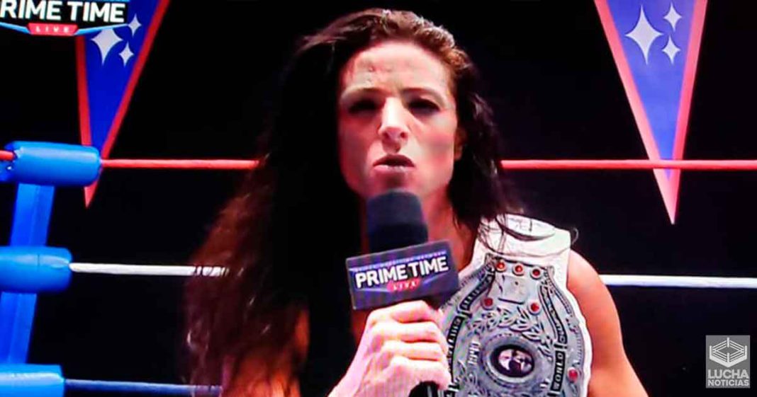 Serena Deeb gana el campeonato femenil de NWA Serena Deeb gana el campeonato femenil de NWA