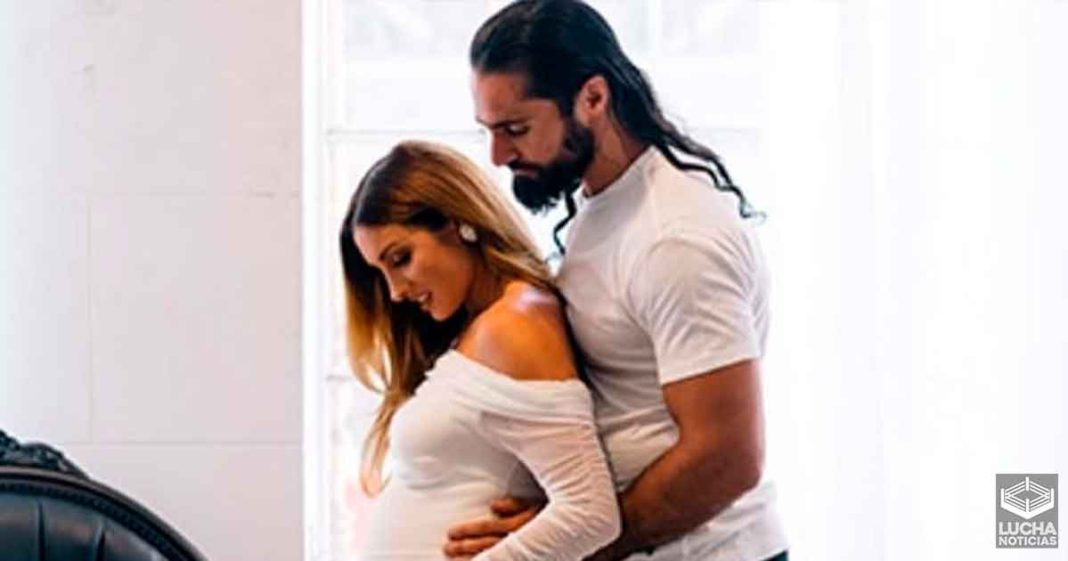 Becky Lynch comparte primeras fotos de su embarazo junto a Seth Rollins