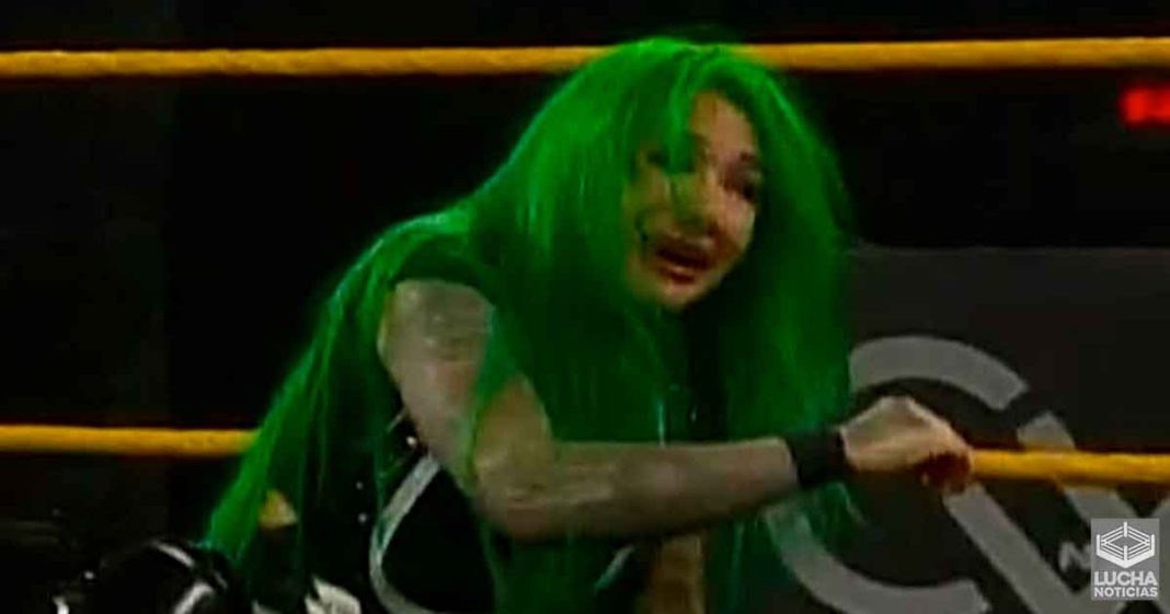 El tanque de Shotzi Blackheart es destruido en WWE NXT