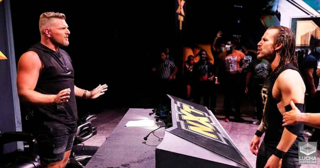 Pat McAfee está trabajando en WWE NXT sin un guión