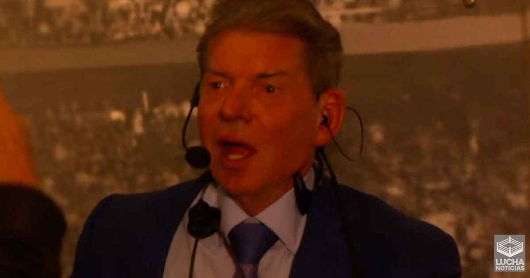 Vince McMahon causa que WWE SmackDown este en completo desorden