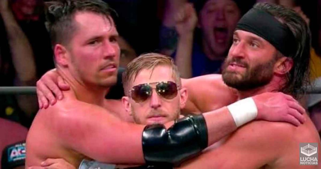 AEW está considerando hacer un campeonato de tercias