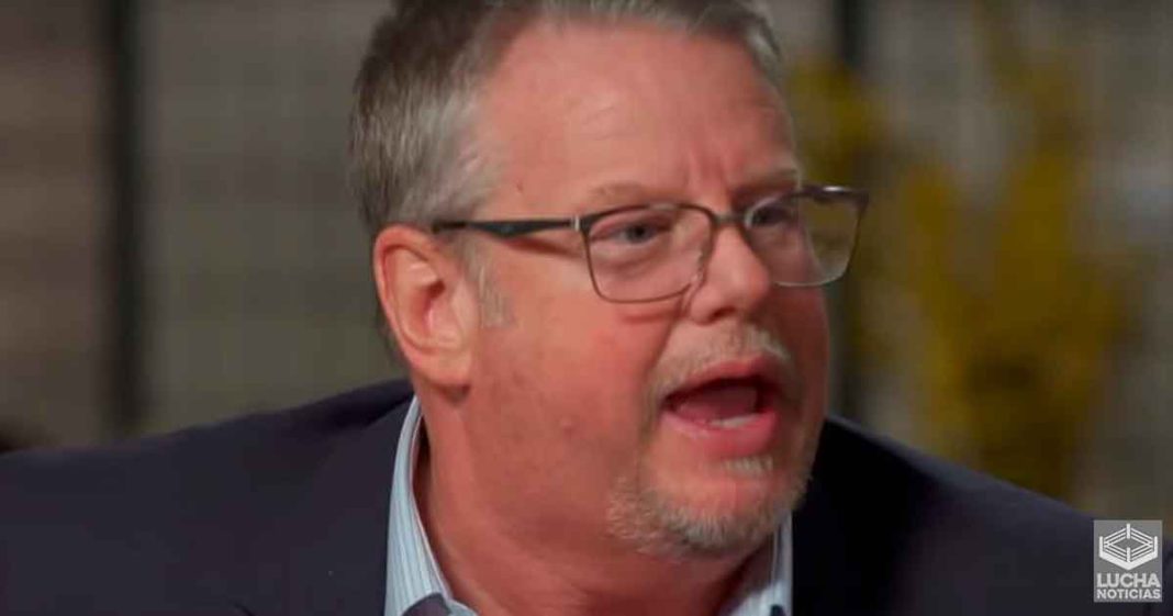 Bruce Prichard es odiado por las superestrellas de WWE a medida que su poder aumenta en la empresa