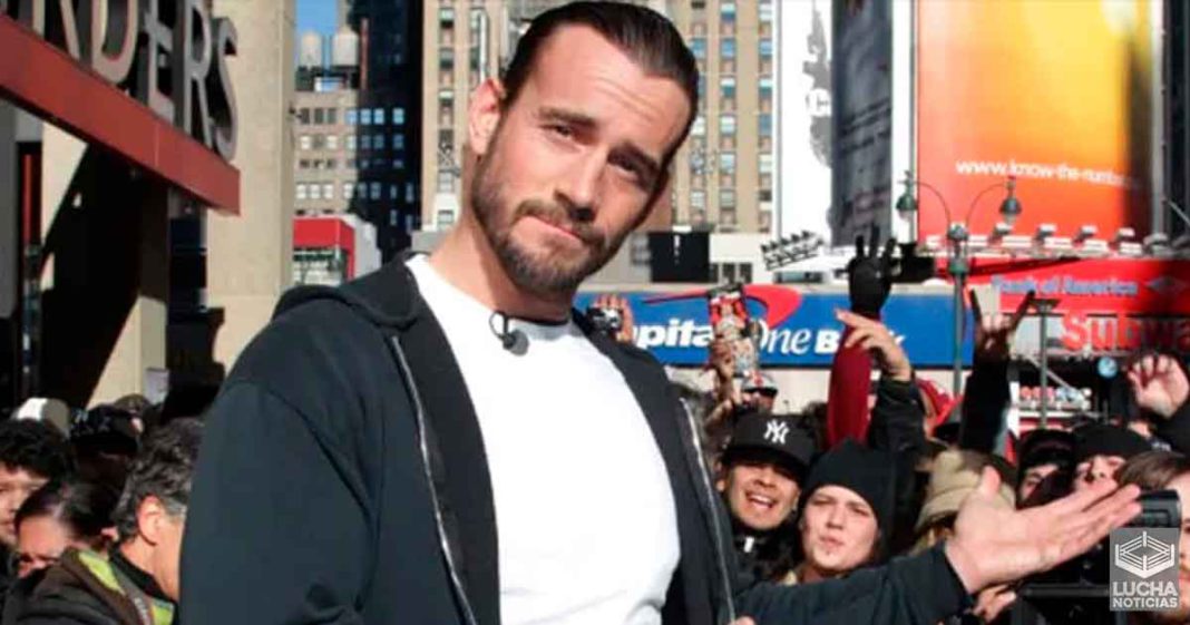 CM Punk se burla del manejo creativo de WWE NXT