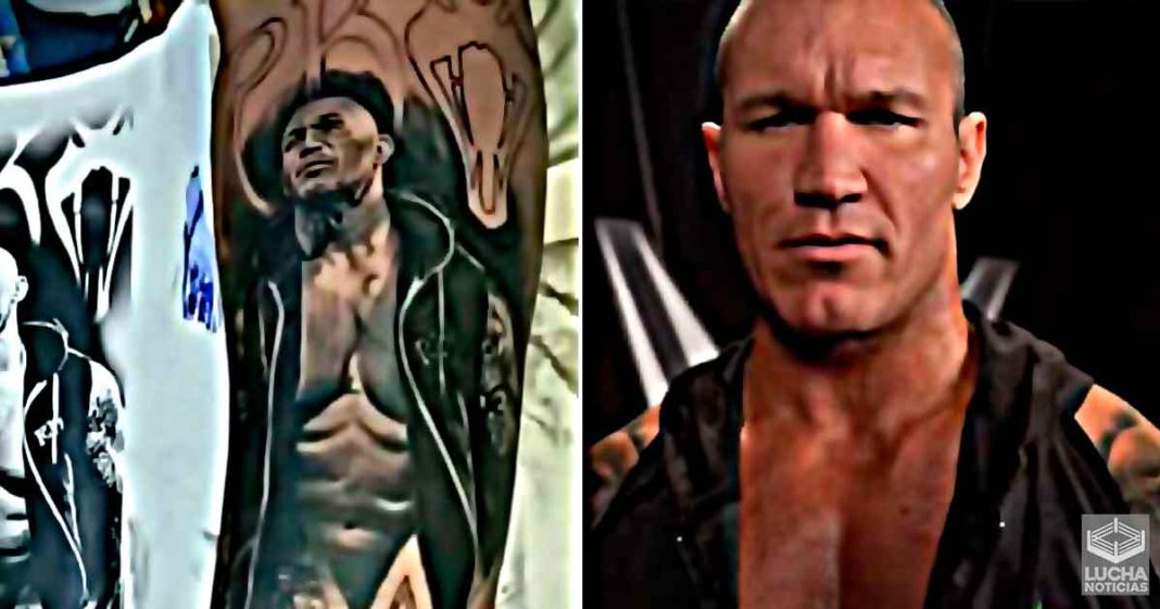 Randy Orton rompe el personaje y manda emotivo mensaje a fan