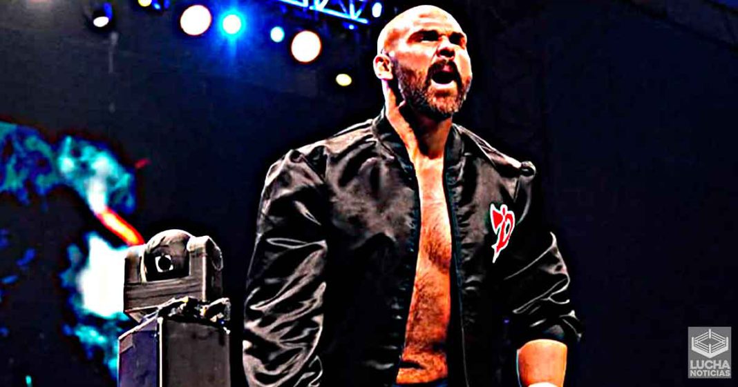 Dax Harwood dice que Edge y Christian están sobrevalorados