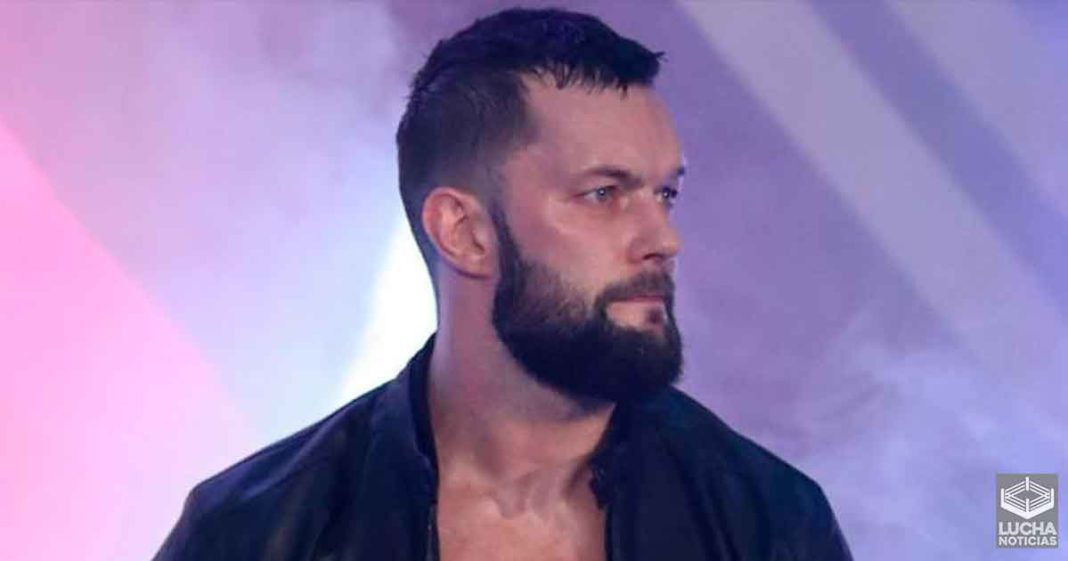 Finn Bálor aún lidia con problemas de su mandibula fracturada
