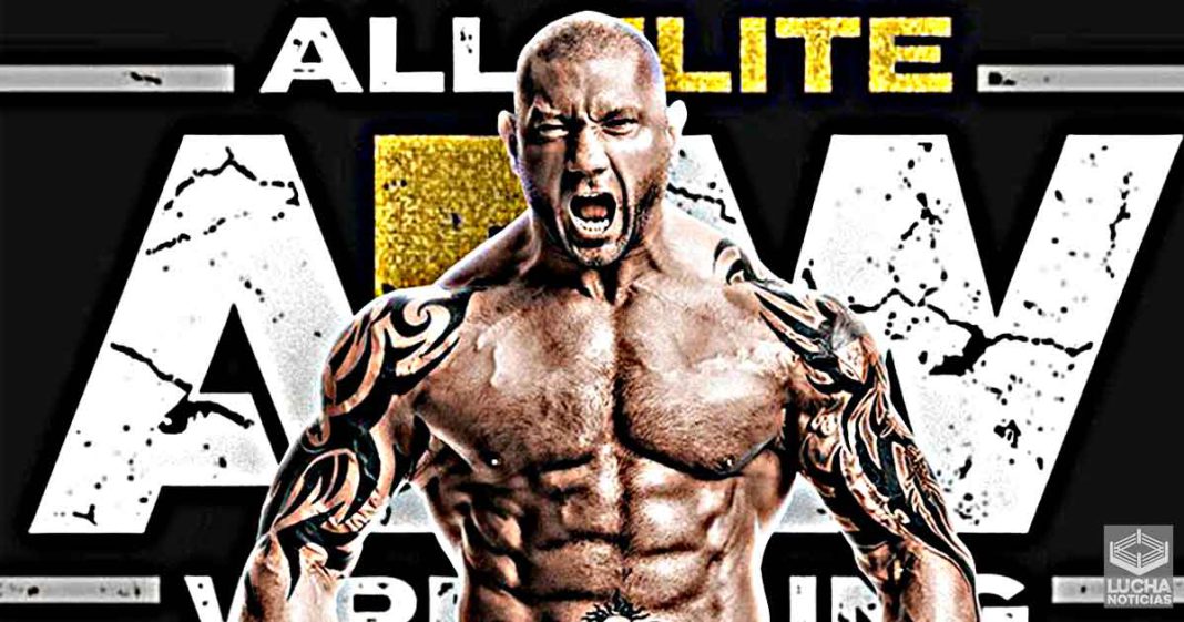 AEW y Batista en platicas para firma de contrato