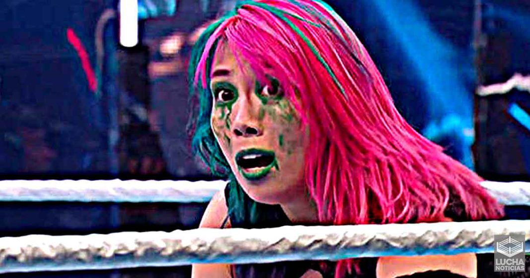 Asuka está utilizando dentadura falsa trás la patada de Shayna Bazler