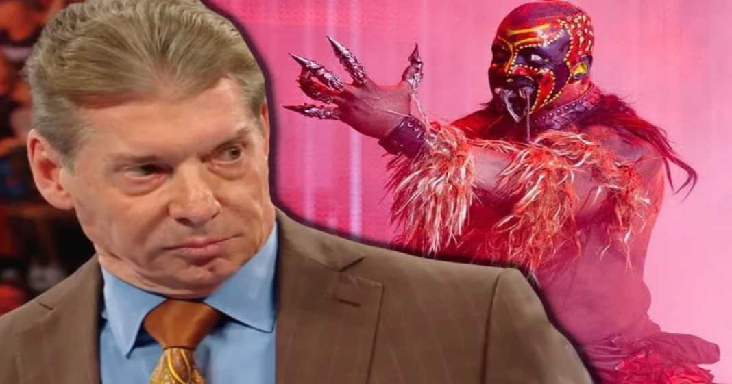 Vince McMahon asustado por Boogeyman