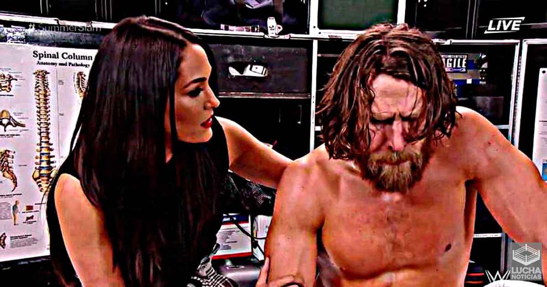 Daniel Bryan insinua que el viernes será su última noche en SmackDown