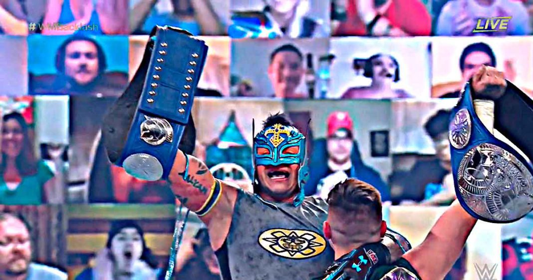 Rey Mysterio y Dominik vencen a Ziggler y Roode y son los nuevos campeones de parerejas de SmackDown