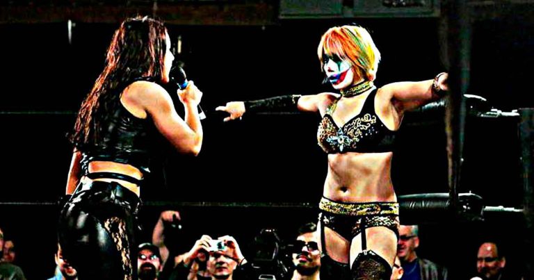 Nikki Cross comparte una foto de hace siete años con Asuka