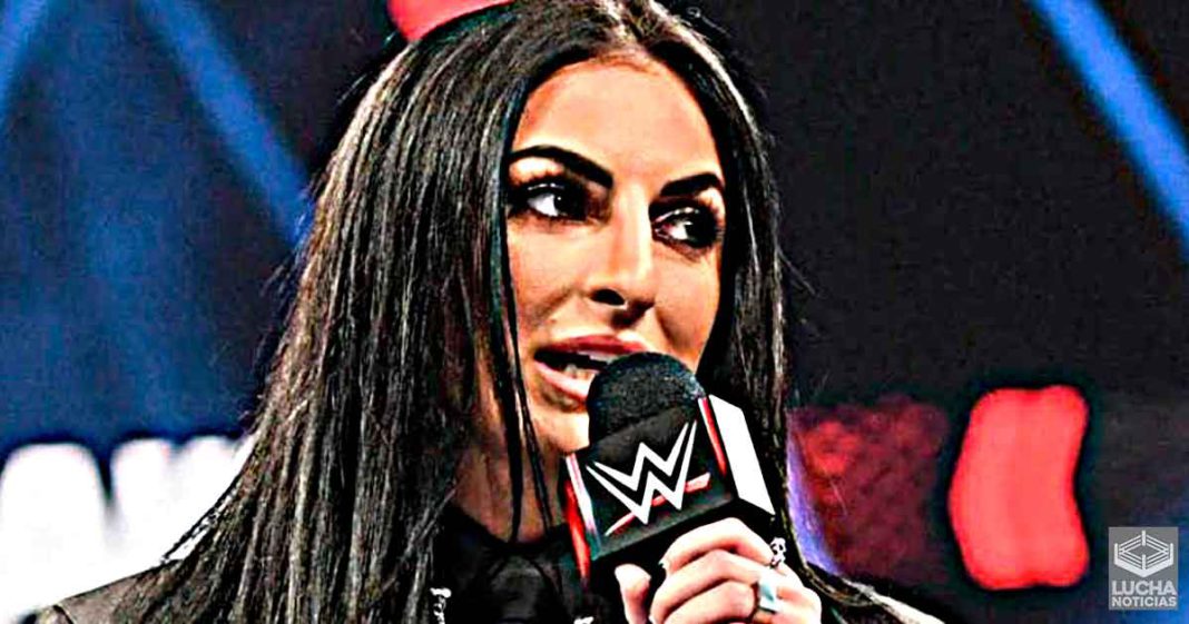 Sonya Deville está entrenando para luchar de nuevo en WWE