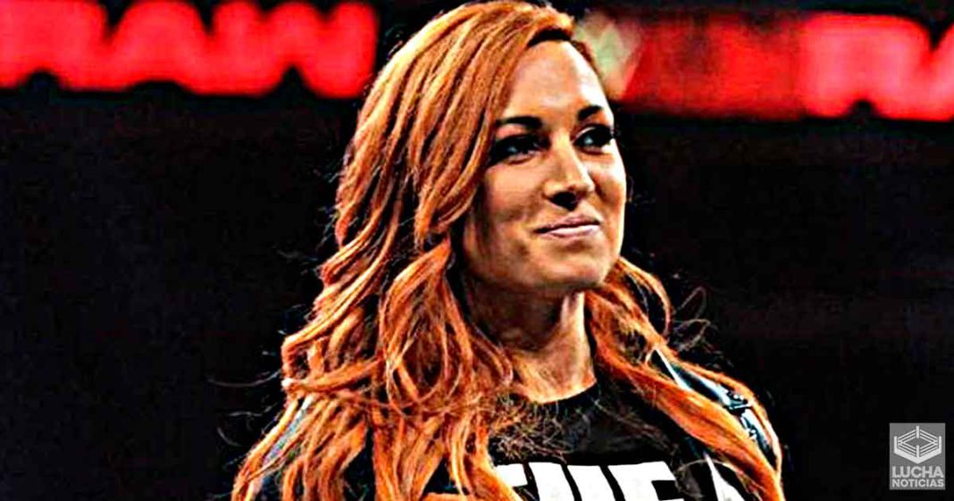 WWE discute el regreso de Becky Lynch desde hace varios meses