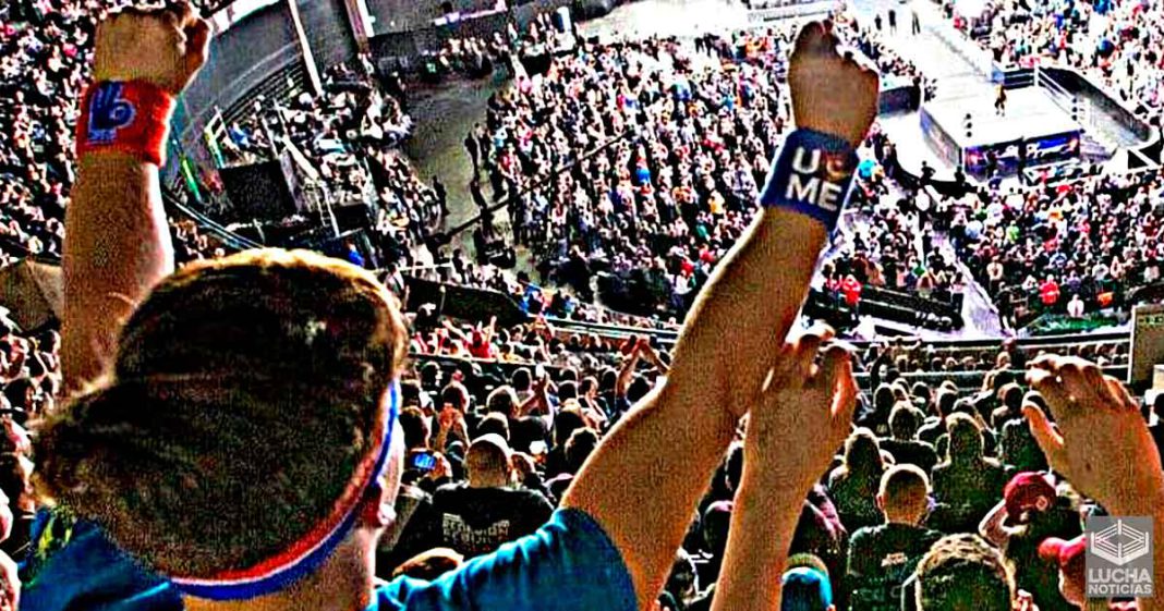 Empleados de WWE entusiasmados por el regreso de los fans en vivo