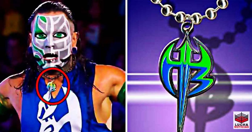 ¿Cuál es el significado del collar de Jeff Hardy?