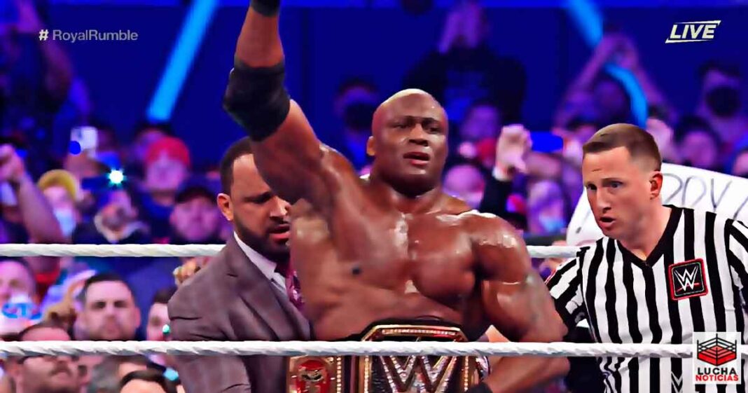 Bobby Lashley vence a Brock Lenar y es el nuevo campeón de WWE