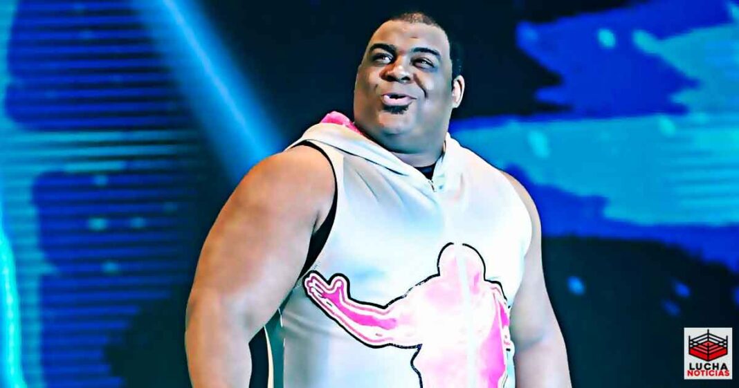 Keith Lee muestra nuevo look con una gran barba